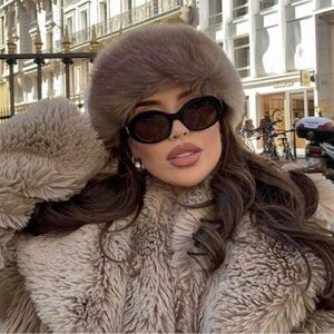 💋Luxurious Gray Faux Fur Headband